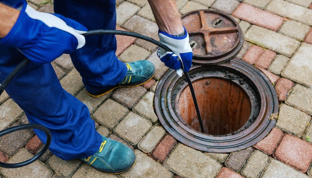 Hydro Jetting in Olivia Lopez de Gutierrez